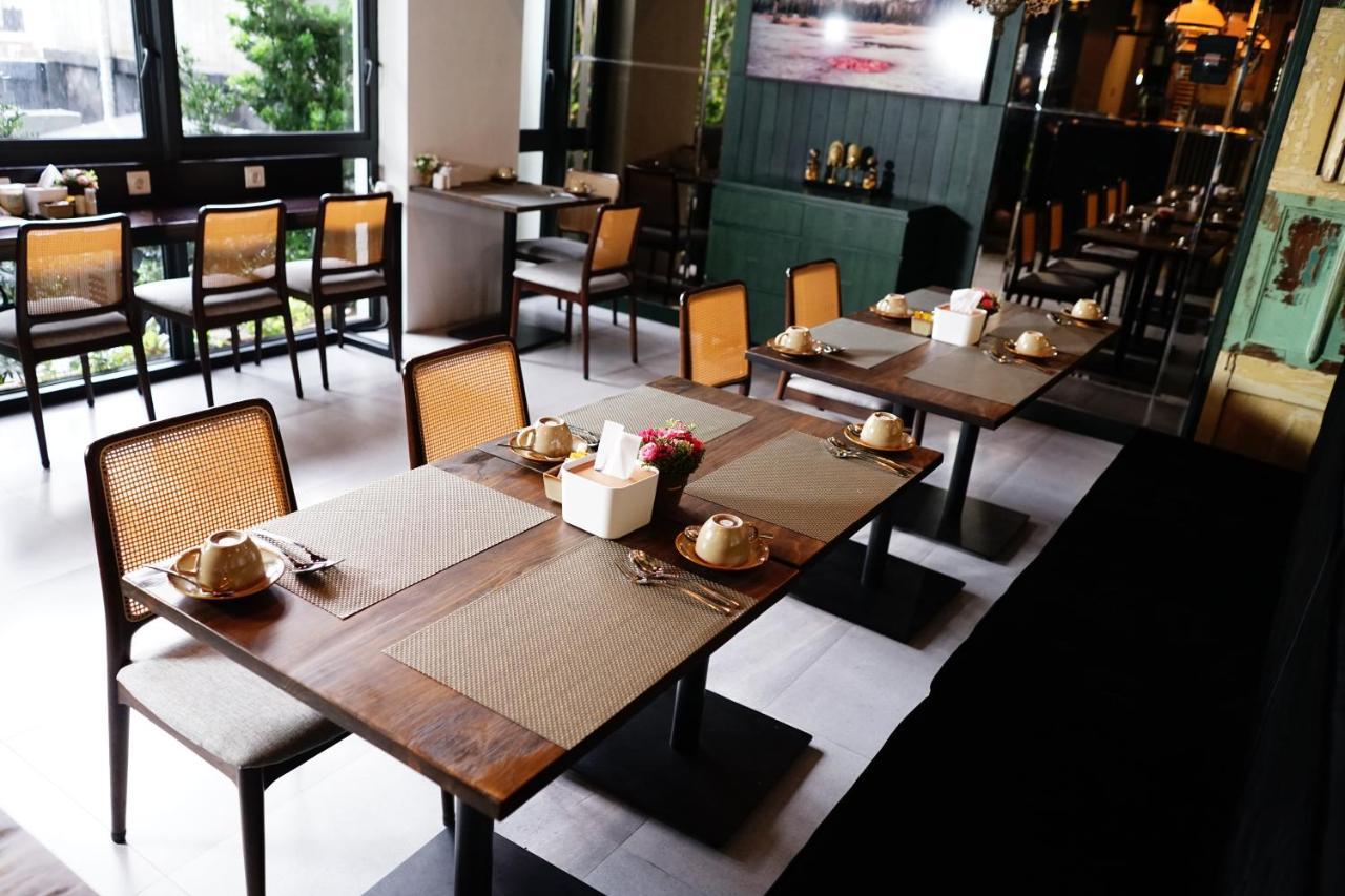 S7 Suites Gandaria Dżakarta Zewnętrze zdjęcie
