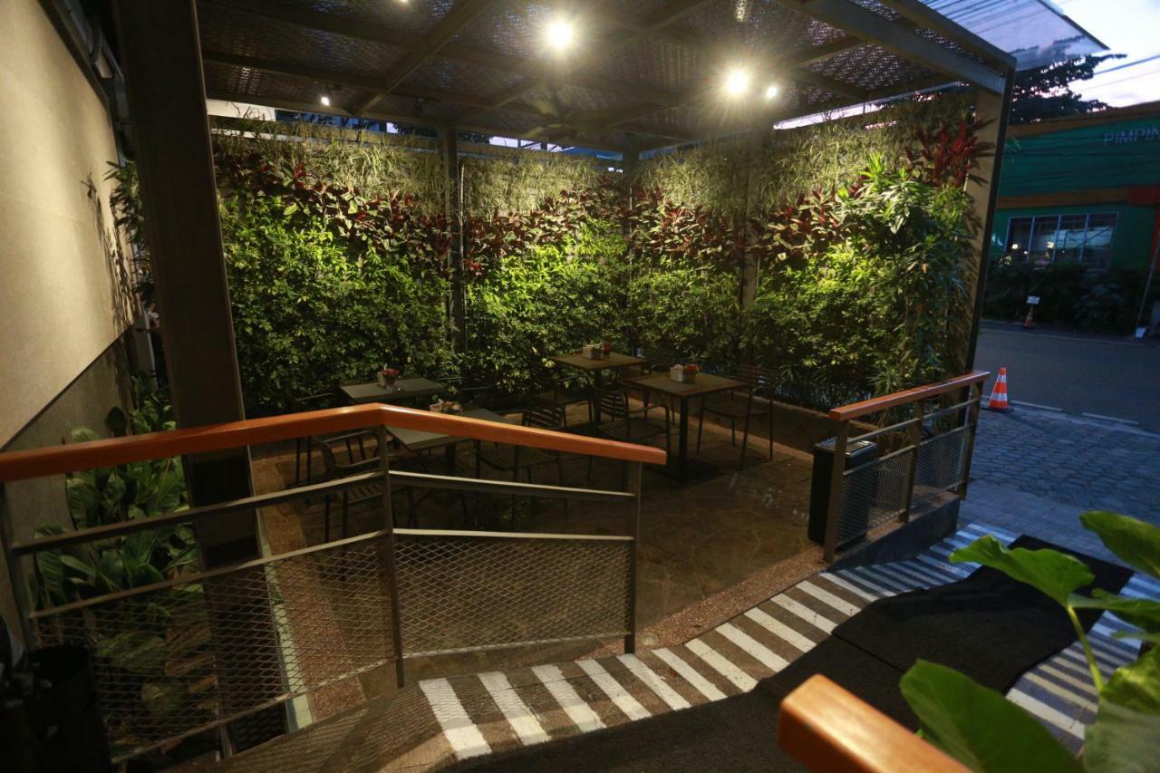 S7 Suites Gandaria Dżakarta Zewnętrze zdjęcie